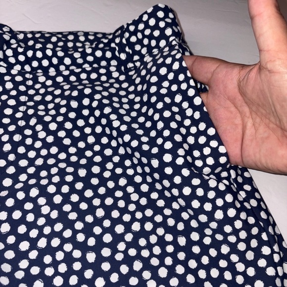 SPANX Navy Painted Dot 4" Sun Protection Pull-on Sunshine Shorts Large - Picture 5 of 10